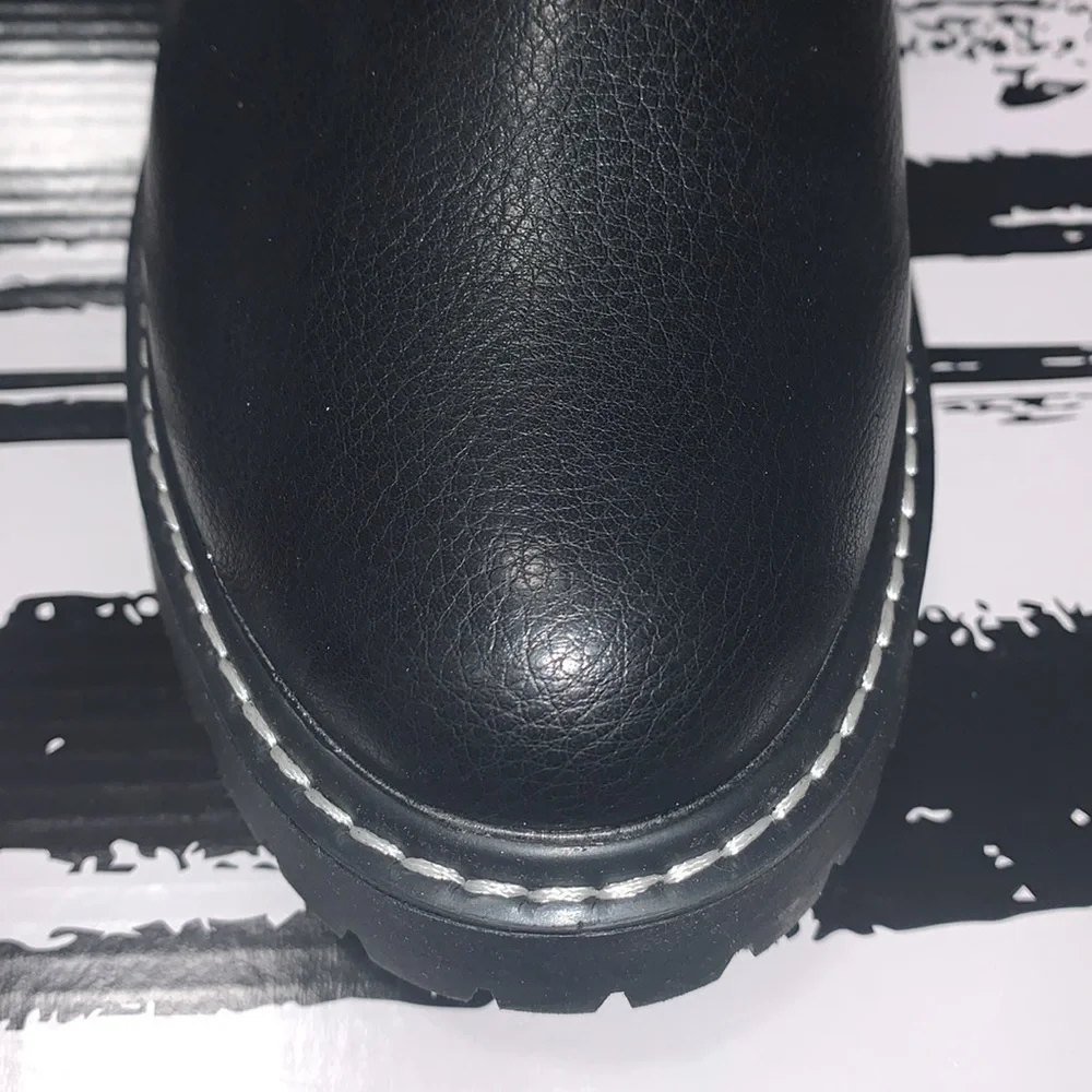 DV by Dolce Vita Women’s Lobera Chelsea Boot - Picture 12 of 16